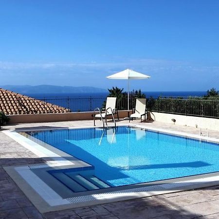 Provenzo And Meliti Villas Lourdata  Buitenkant foto
